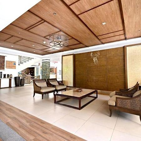 The Aston Executive Suite 2Br Balcony Near Mines View Baguio Baguio City Exterior foto