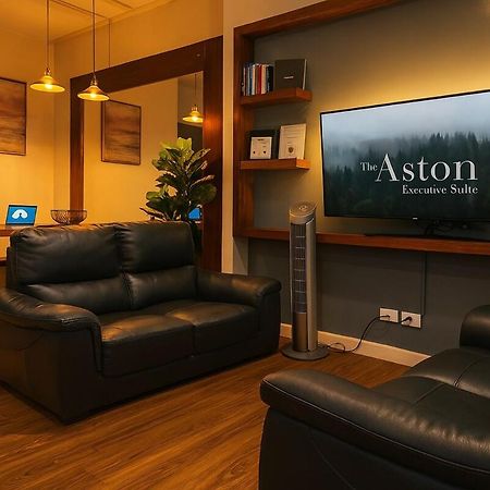 The Aston Executive Suite 2Br Balcony Near Mines View Baguio Baguio City Exterior foto