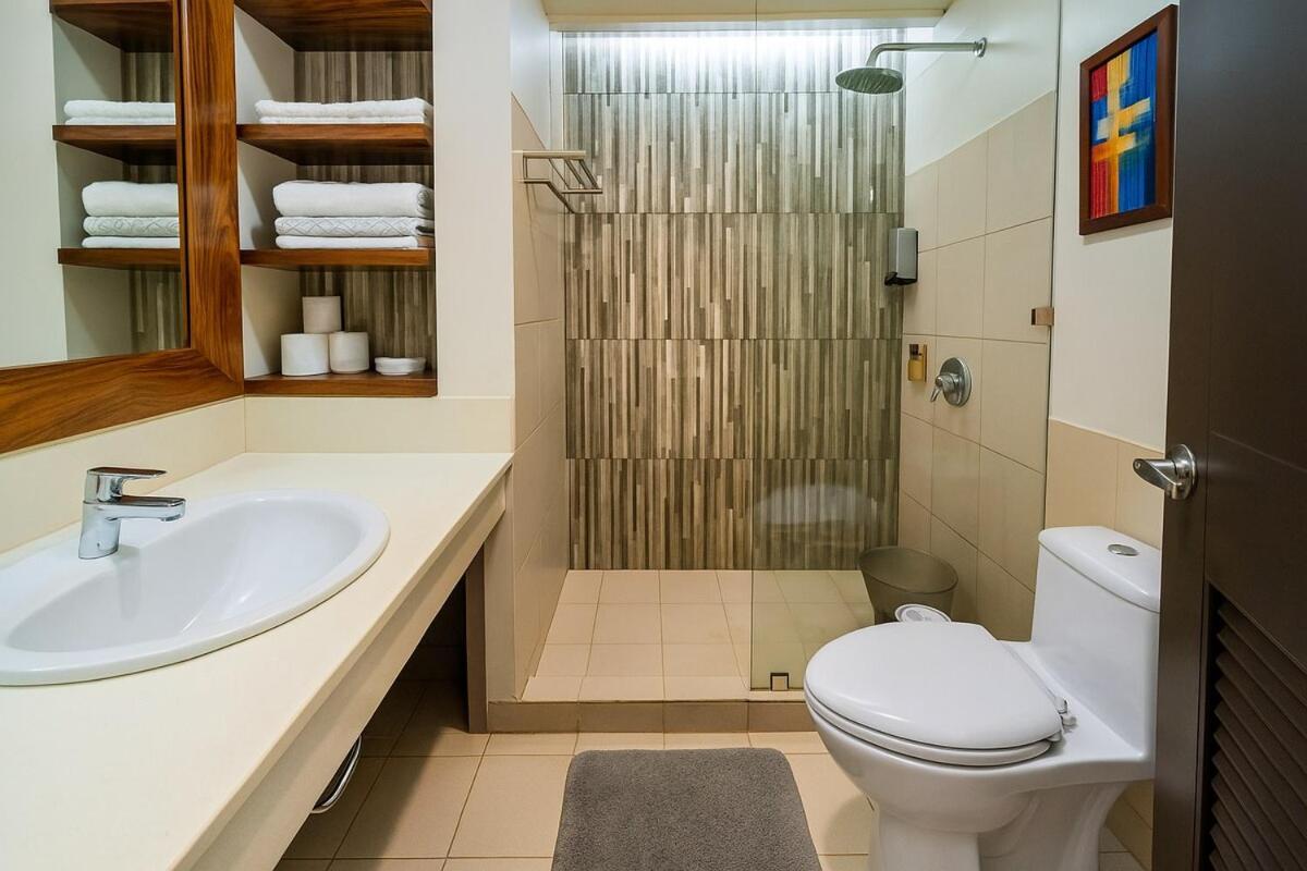 The Aston Executive Suite 2Br Balcony Near Mines View Baguio Baguio City Exterior foto